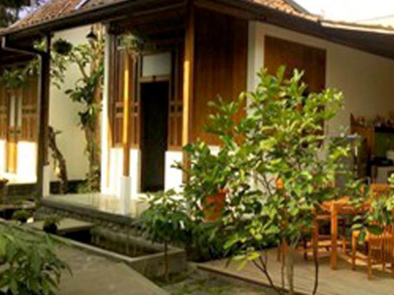 Ndalem Mj Homestay Yogyakarta Dış mekan fotoğraf