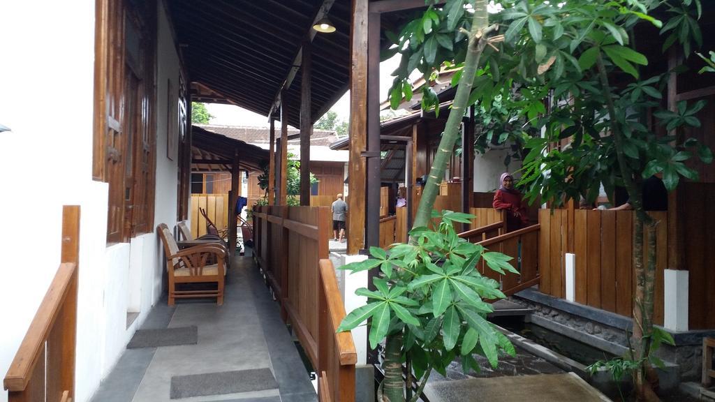 Ndalem Mj Homestay Yogyakarta Dış mekan fotoğraf