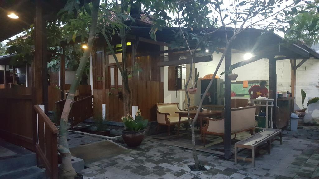 Ndalem Mj Homestay Yogyakarta Dış mekan fotoğraf