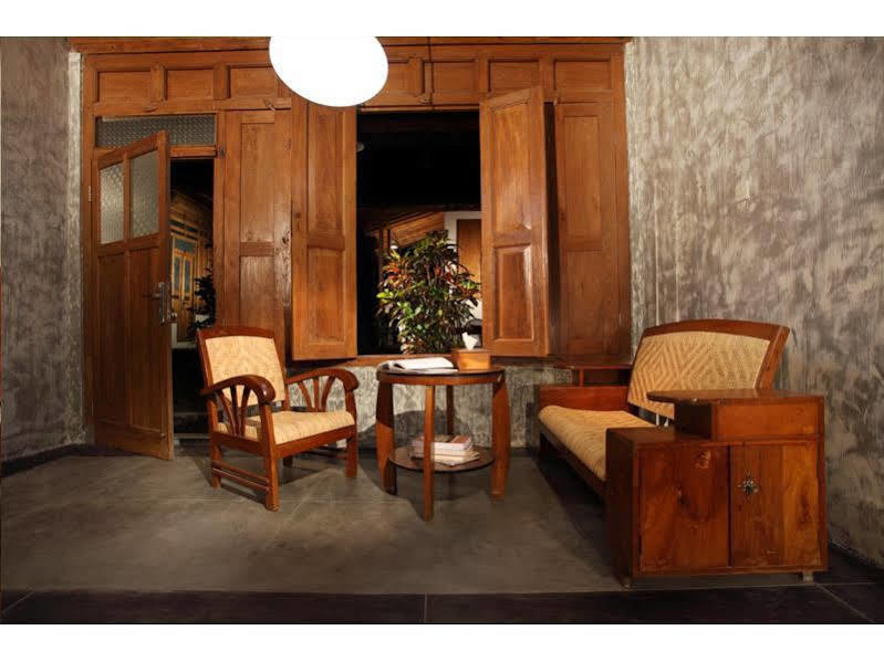 Ndalem Mj Homestay Yogyakarta Dış mekan fotoğraf